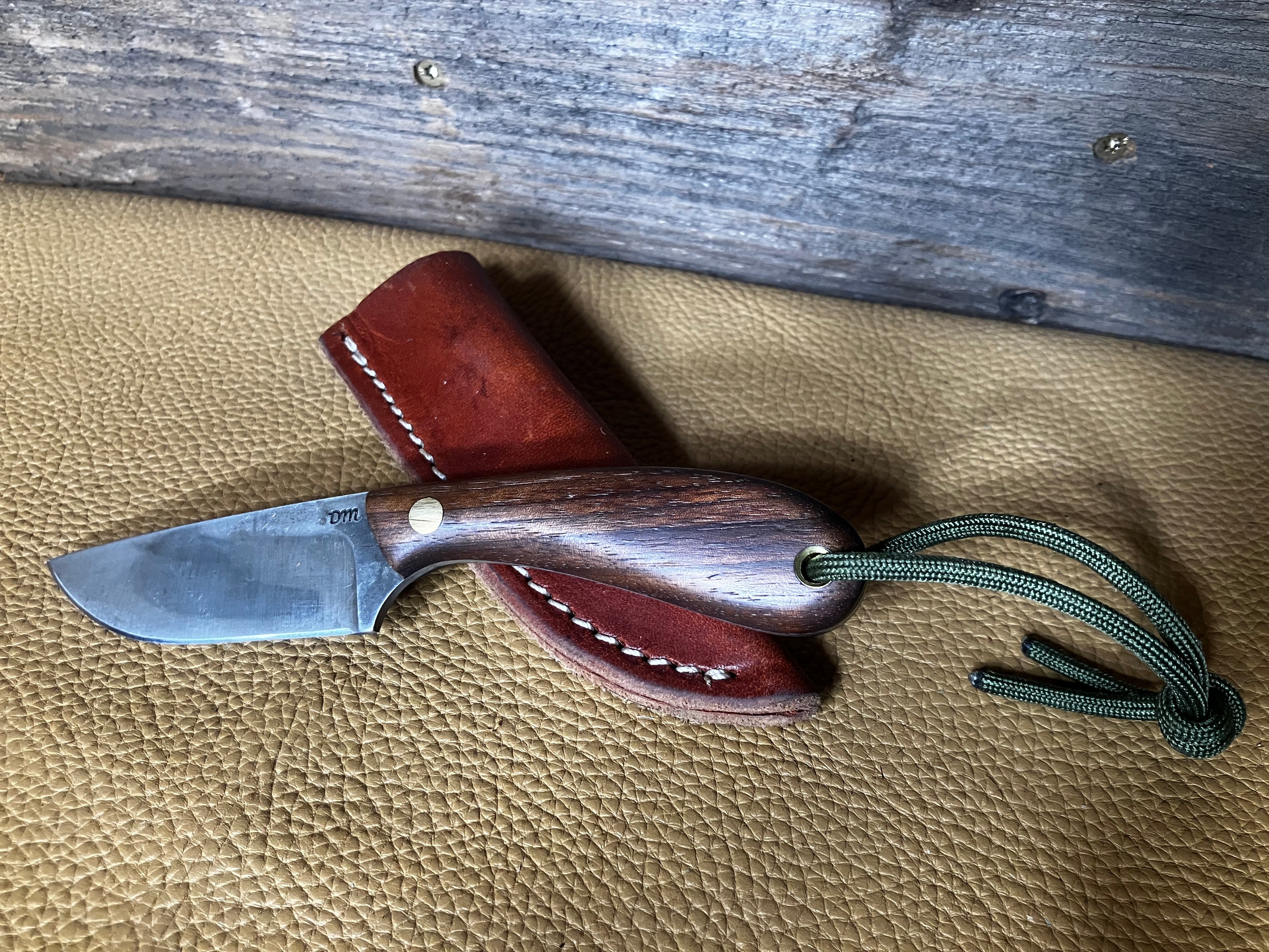 DM knife