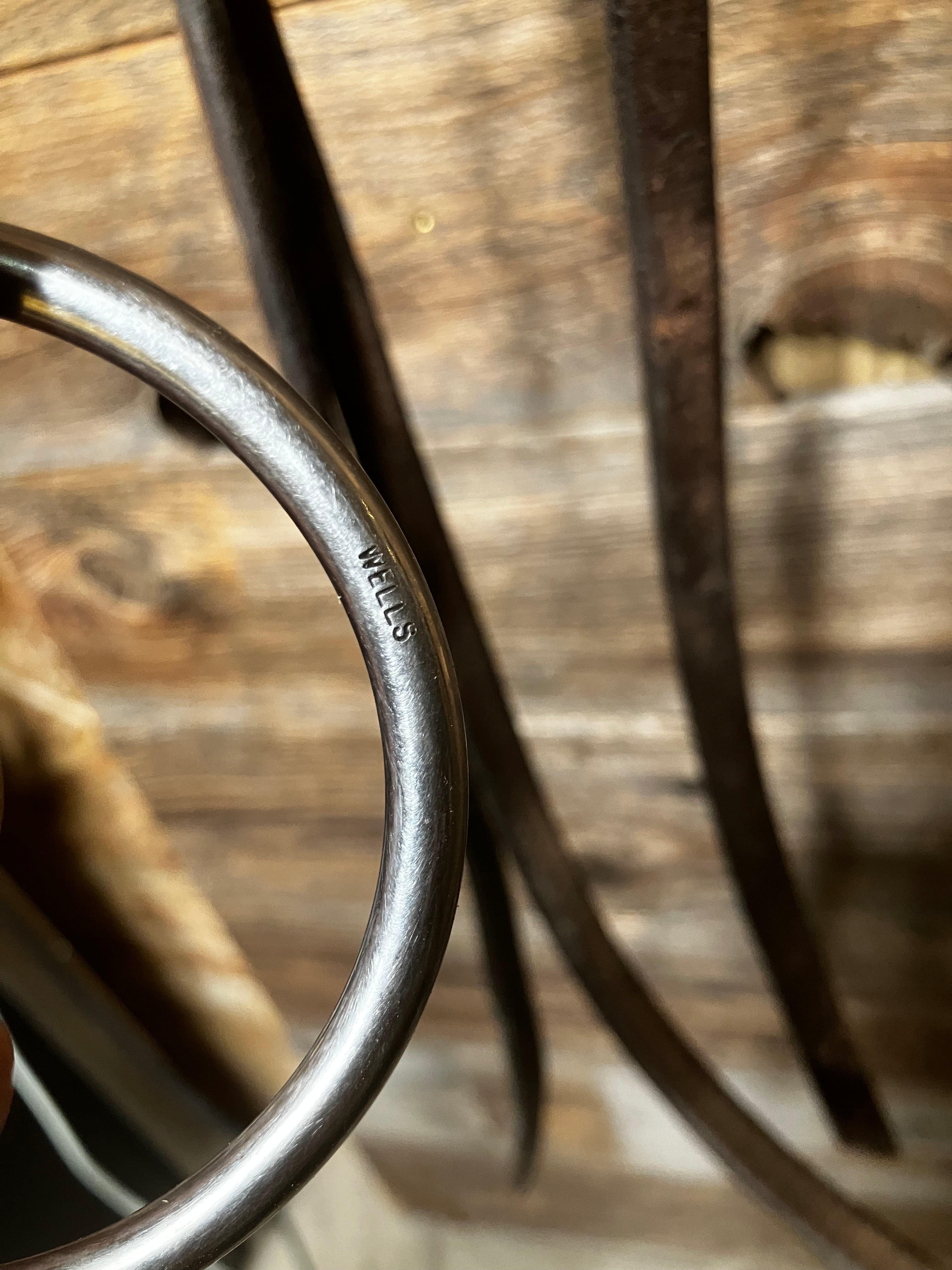 Knurled snaffle