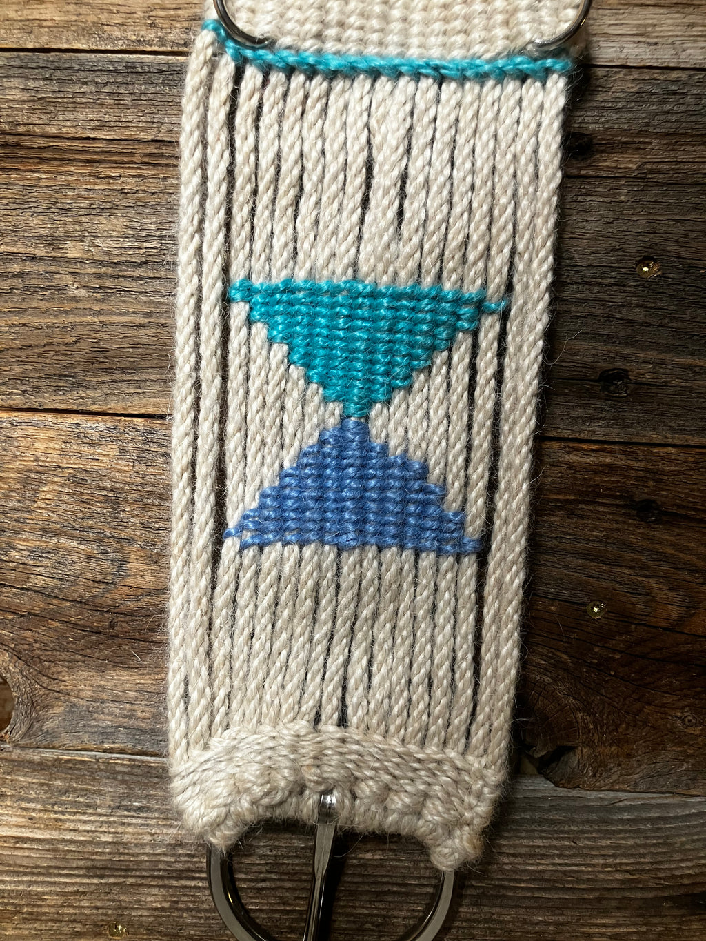 White and blue cinch