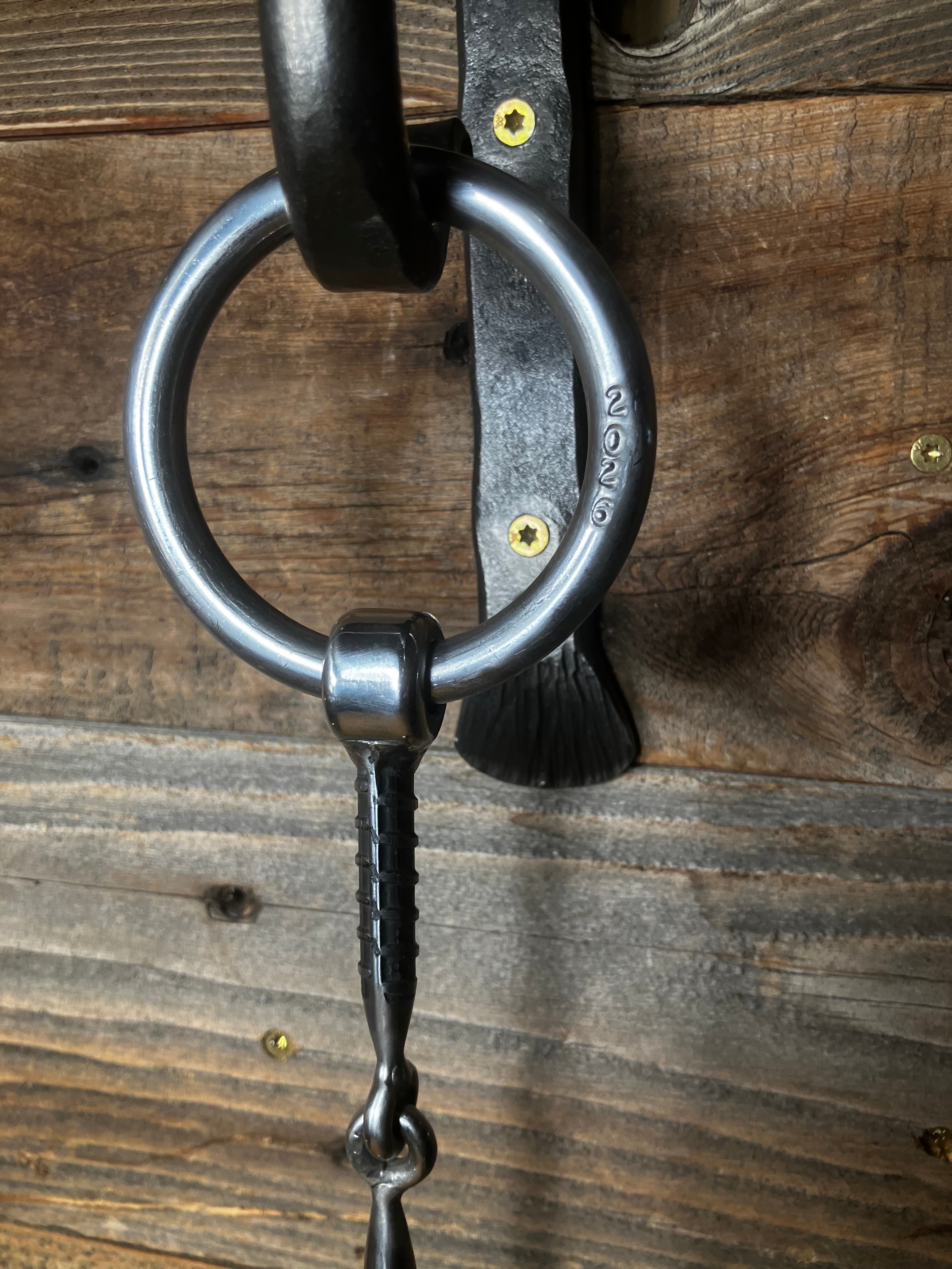Straight rebar snaffle