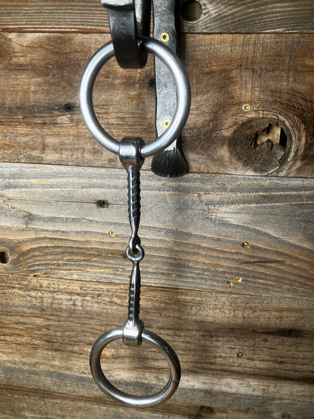 Straight rebar snaffle