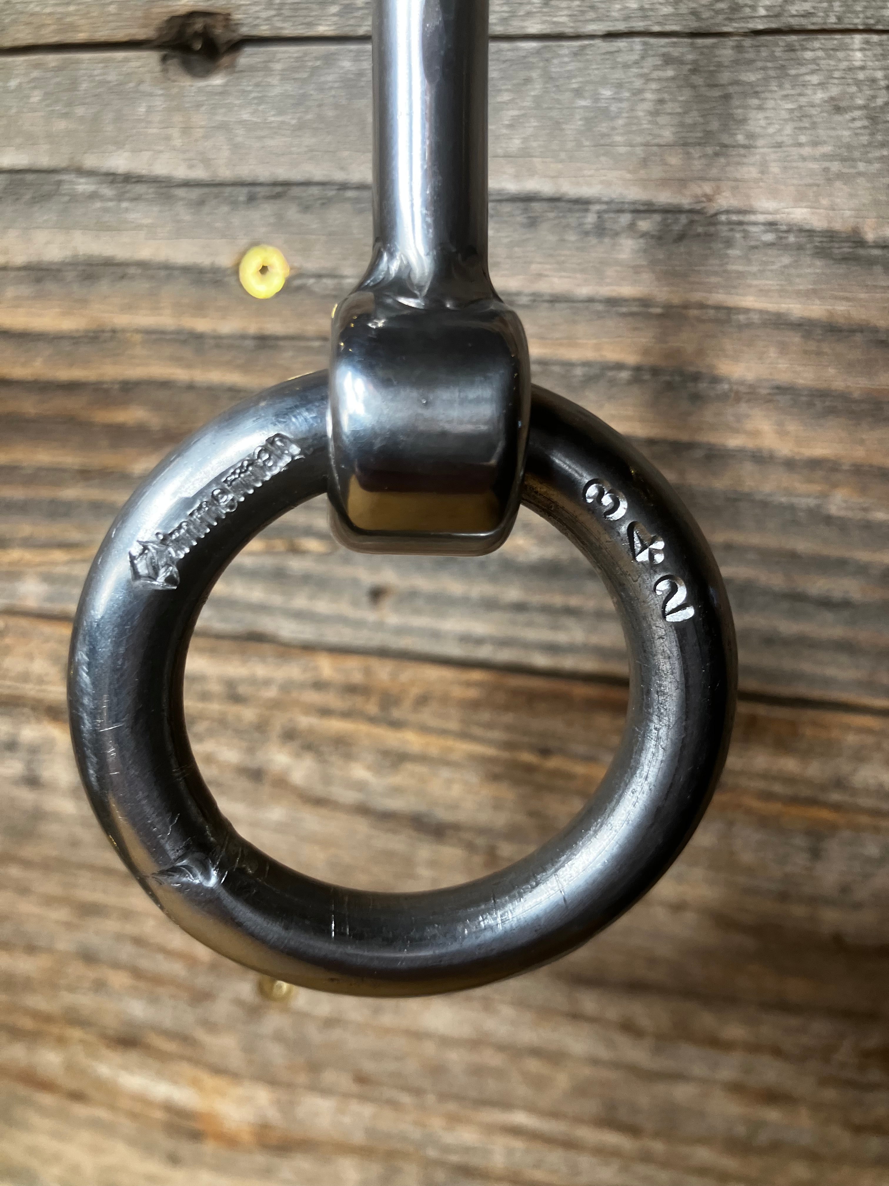 Small ring Mullen smooth mouth