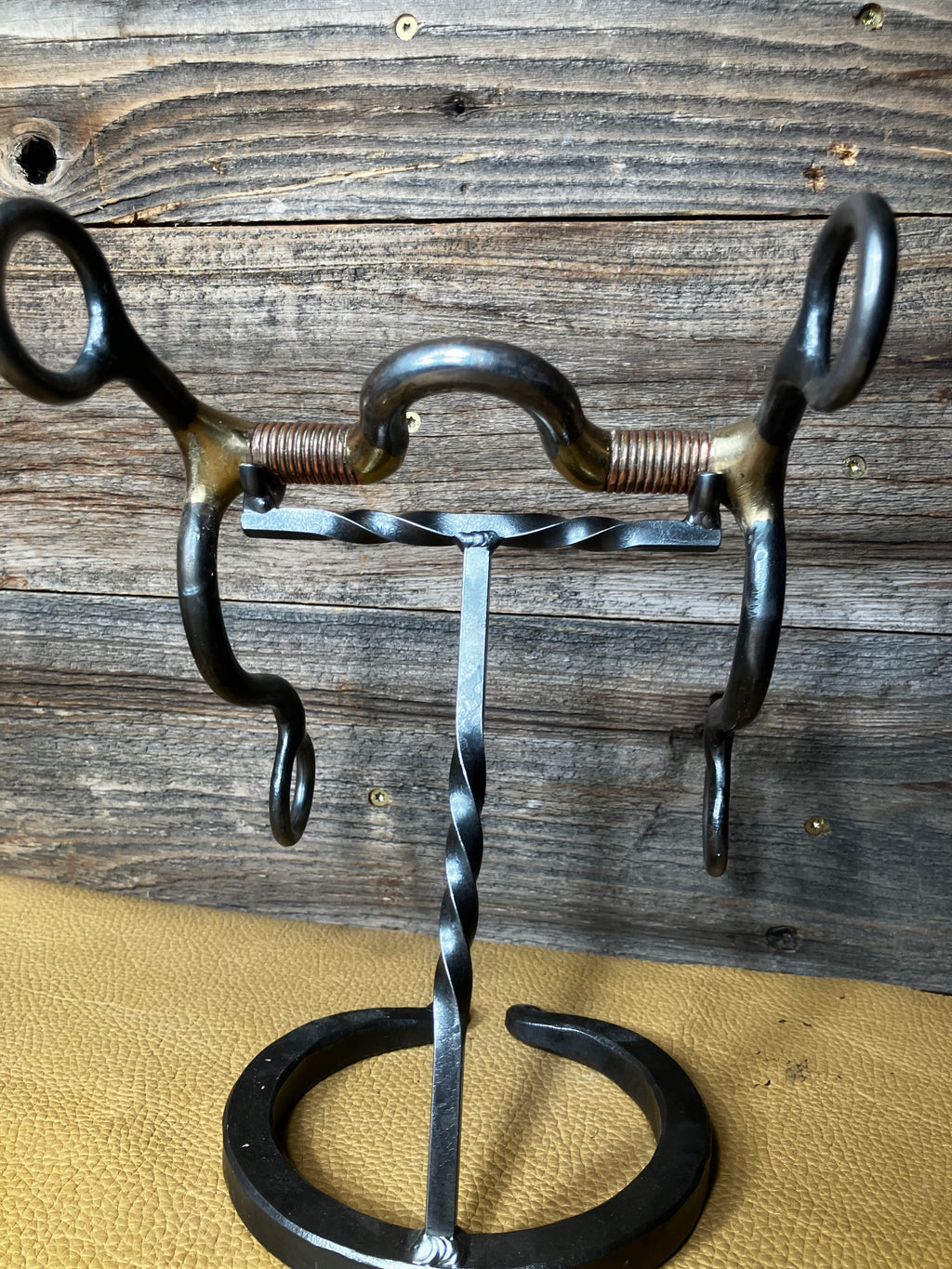 Dutton stiff bit