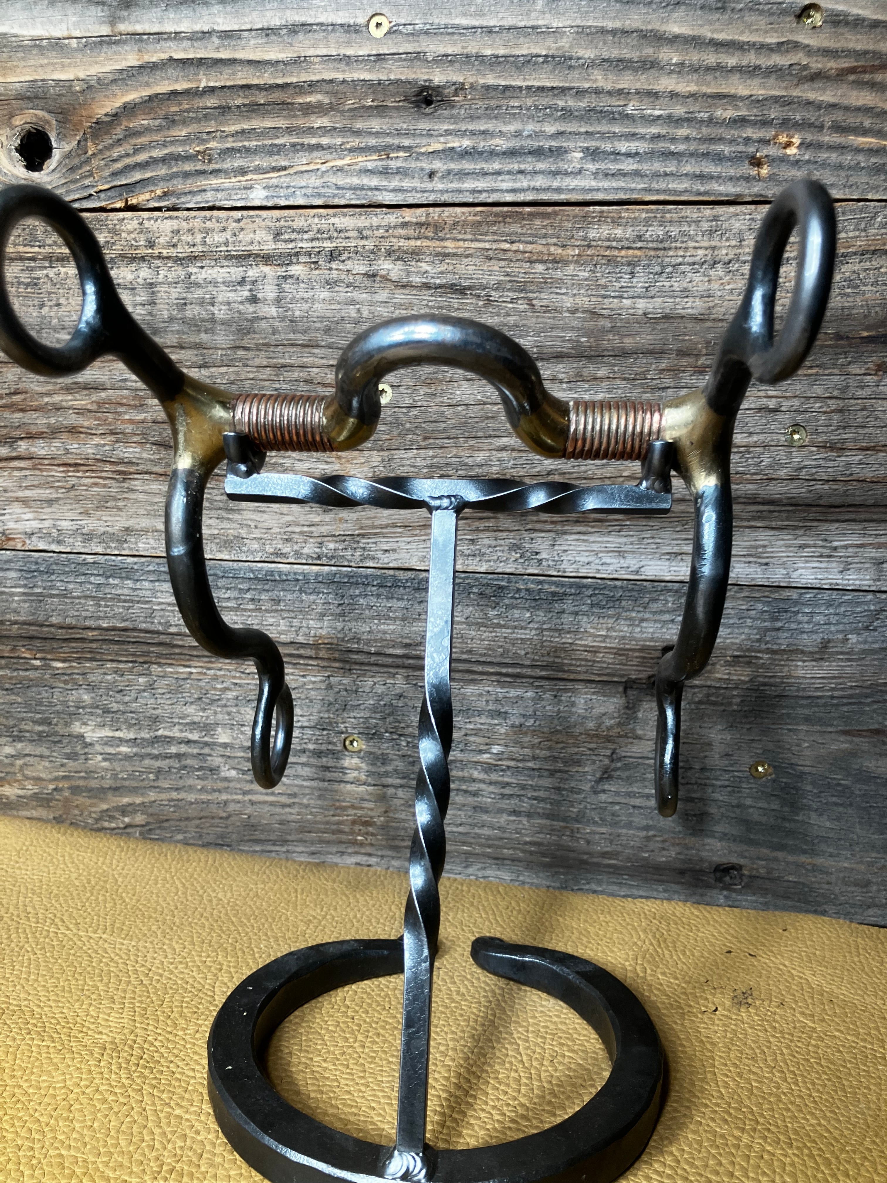Dutton stiff bit