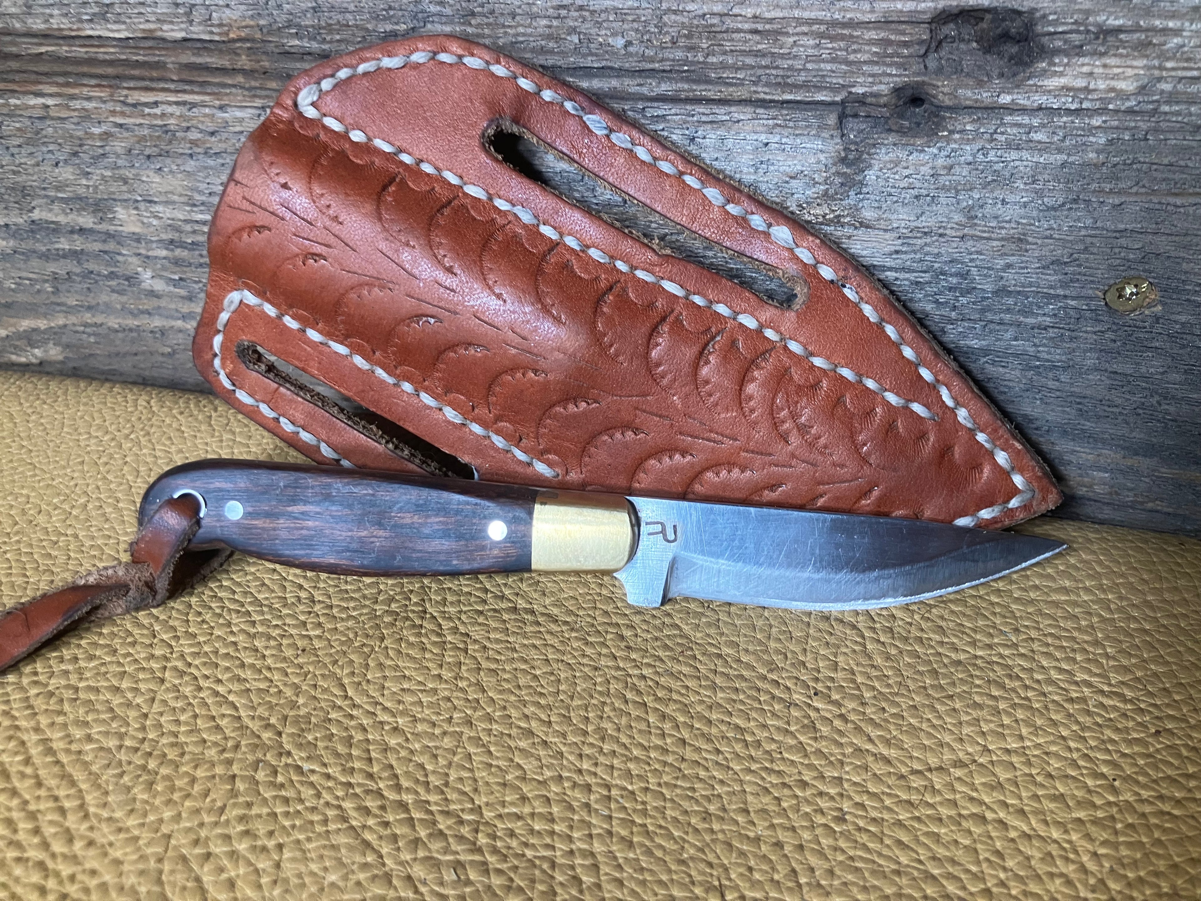 Knife with sheath