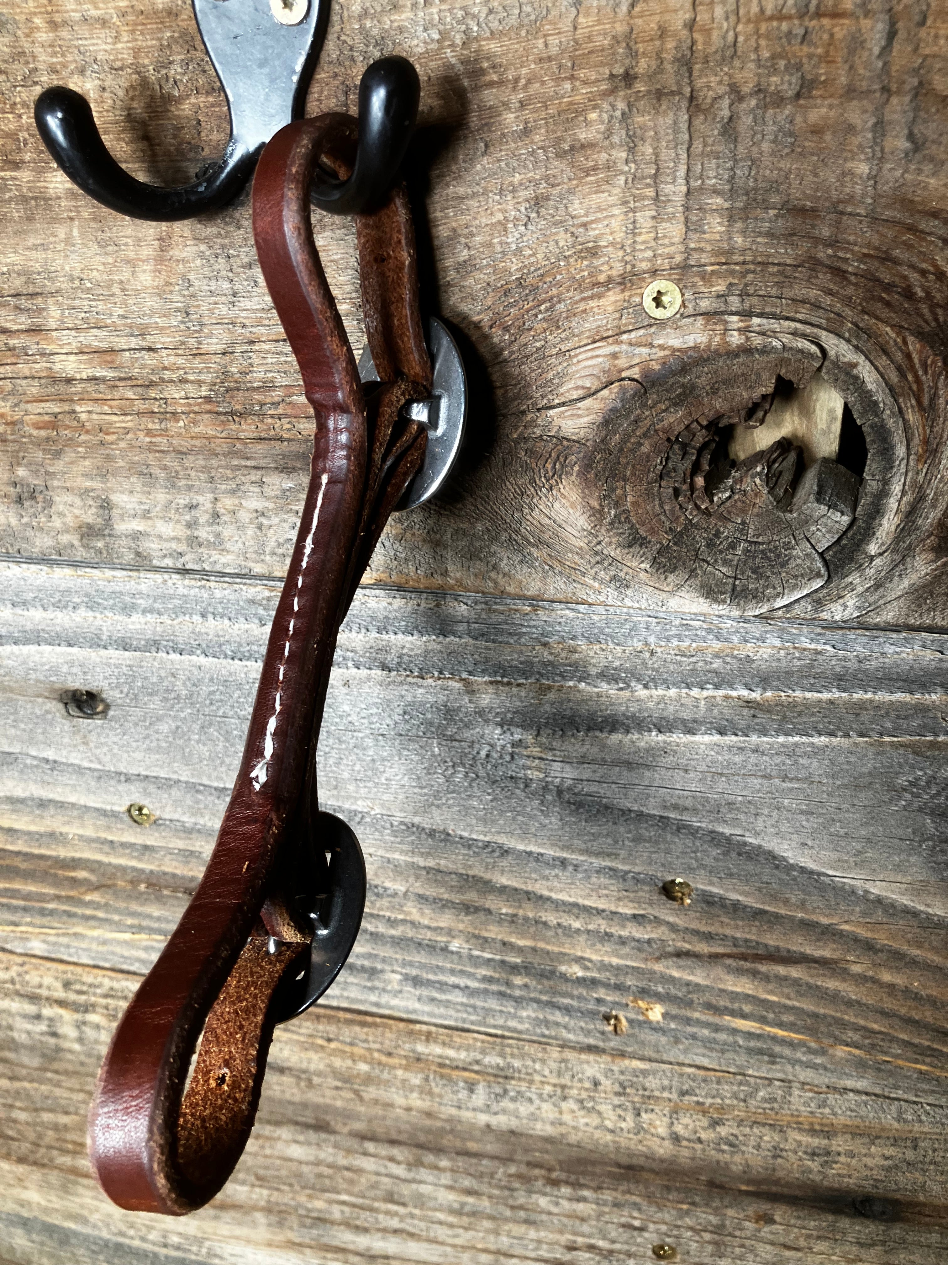 Heavy oil stainless curb strap