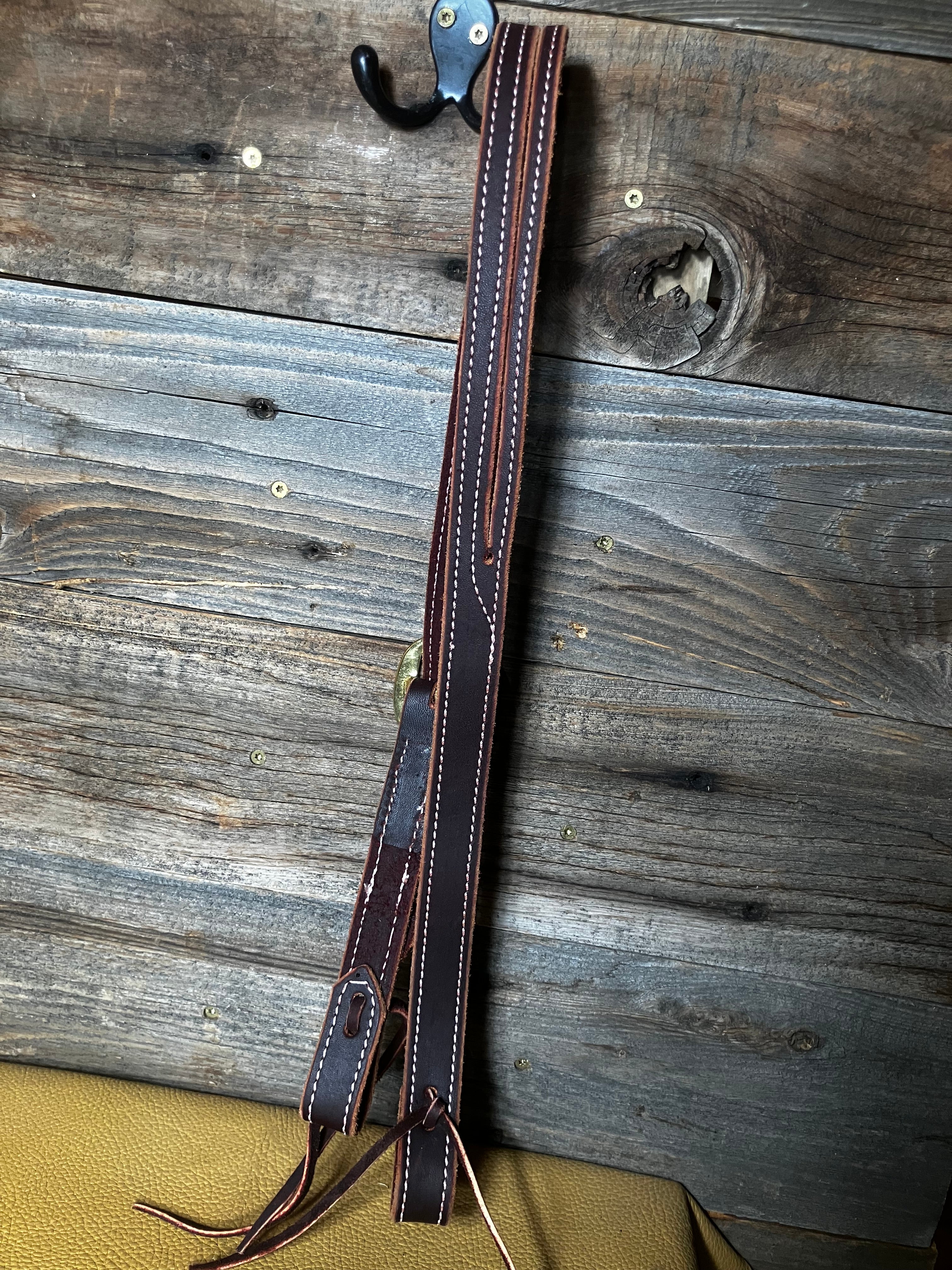 Latigo slit ear