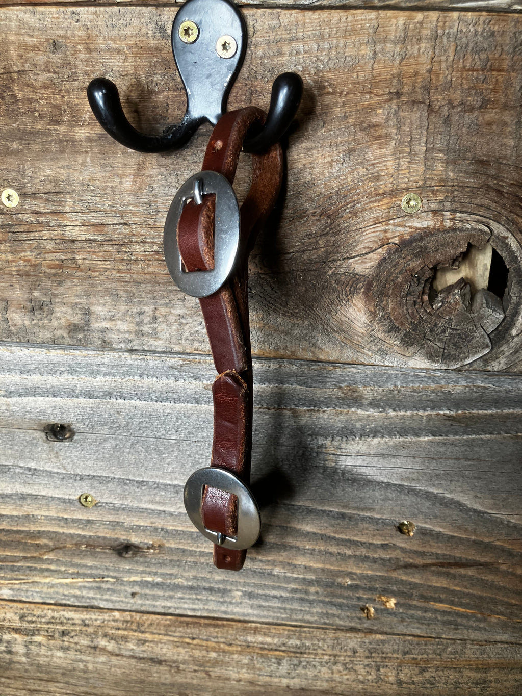 Heavy oil stainless curb strap