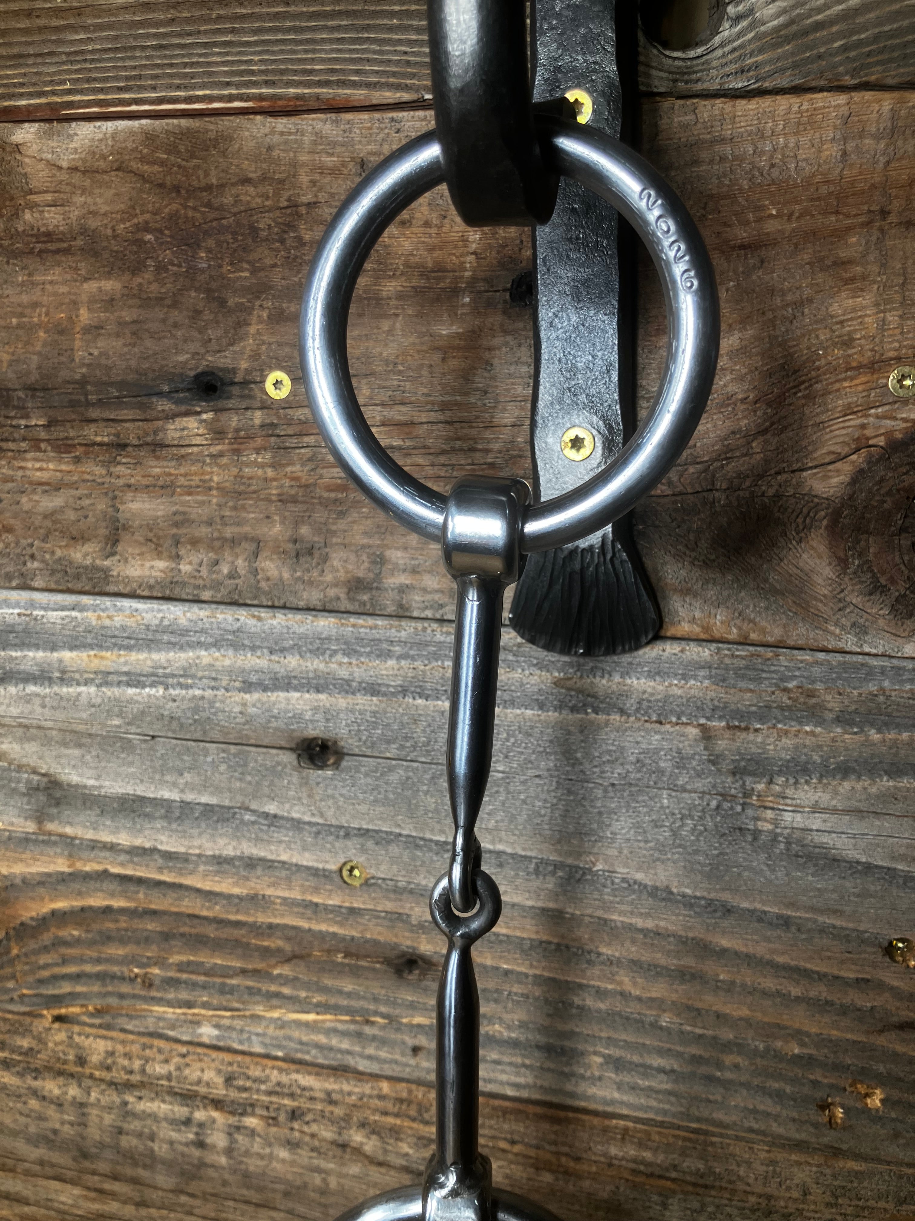 Straight smooth snaffle