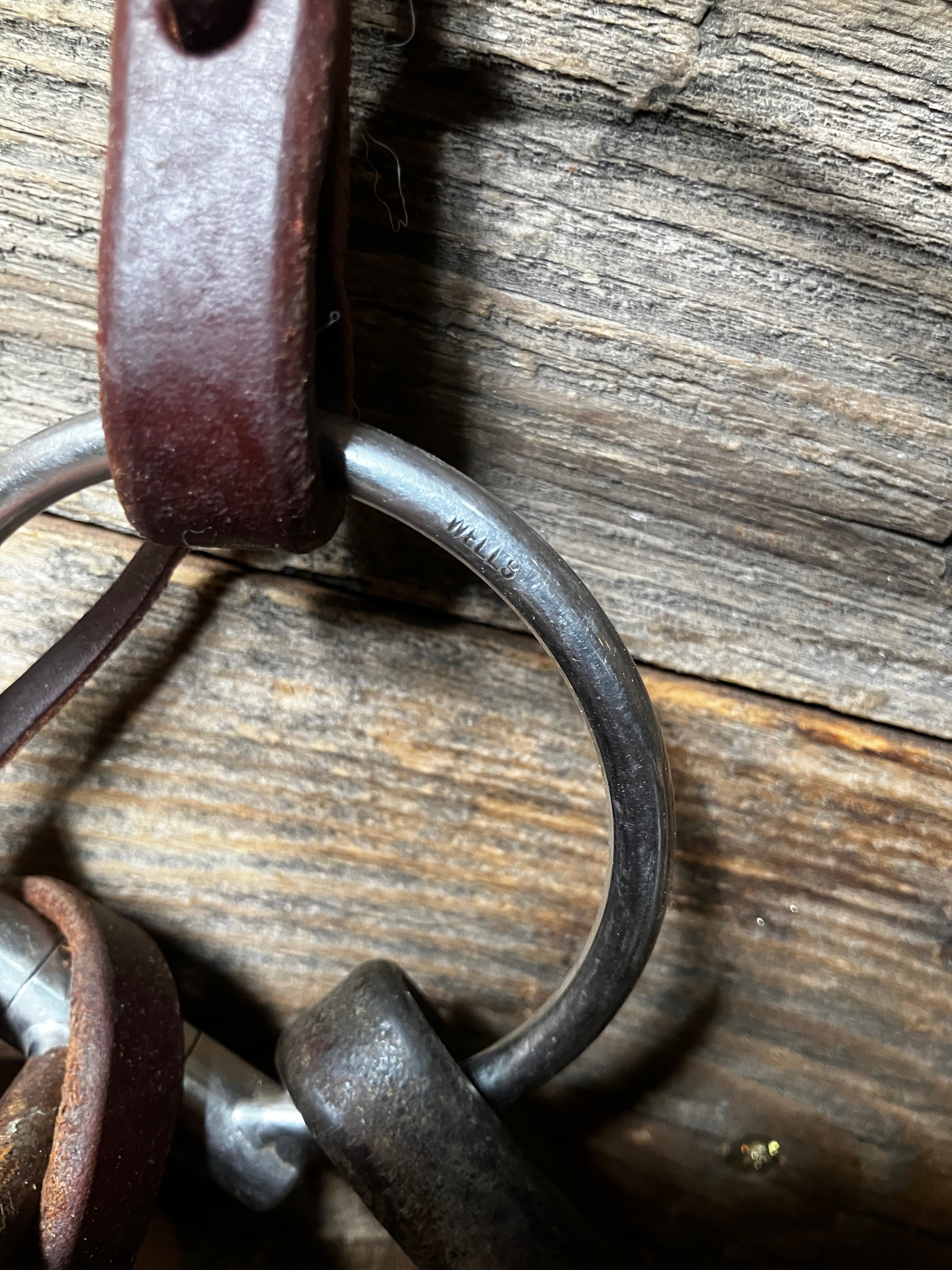Knurled snaffle