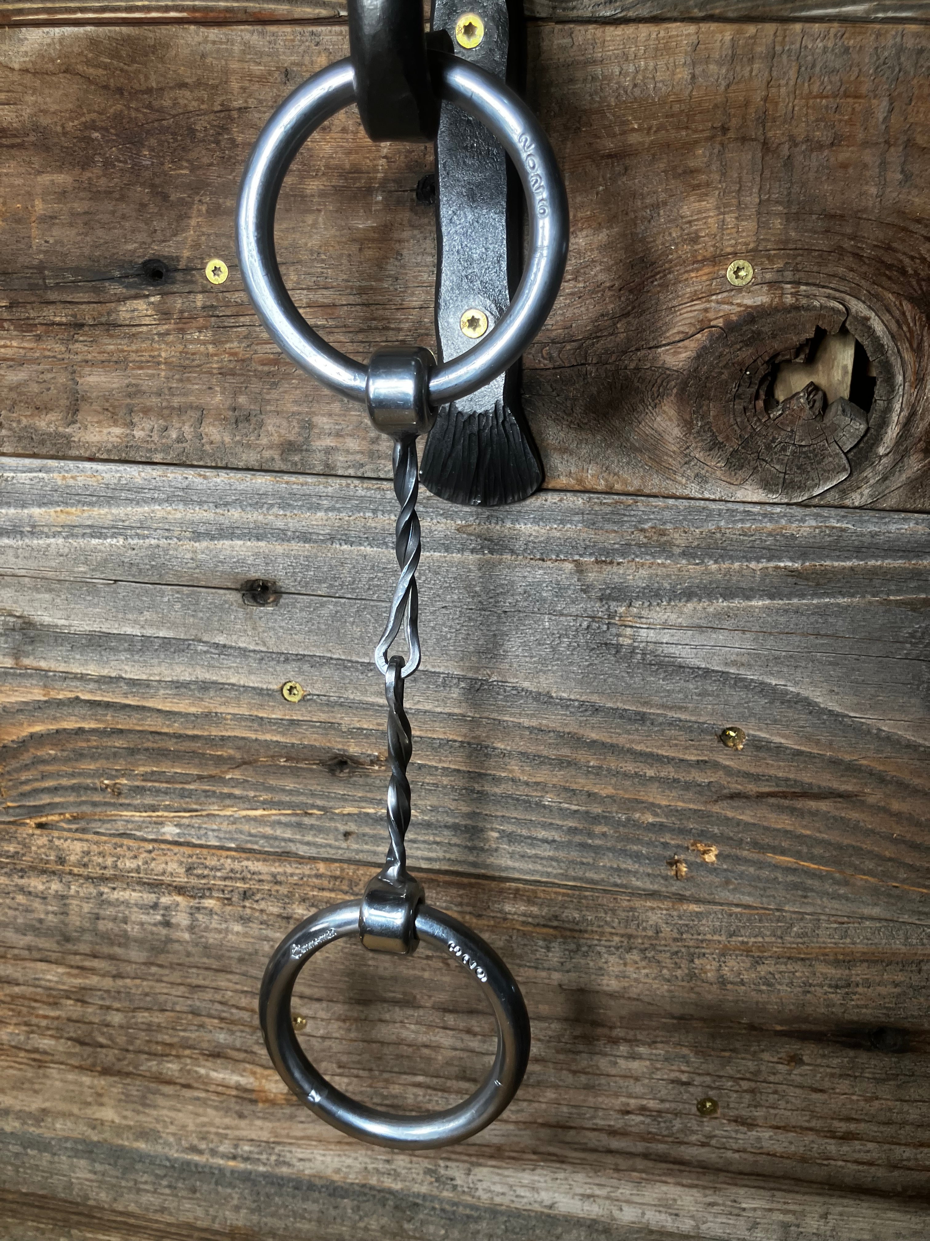 Twisted snaffle