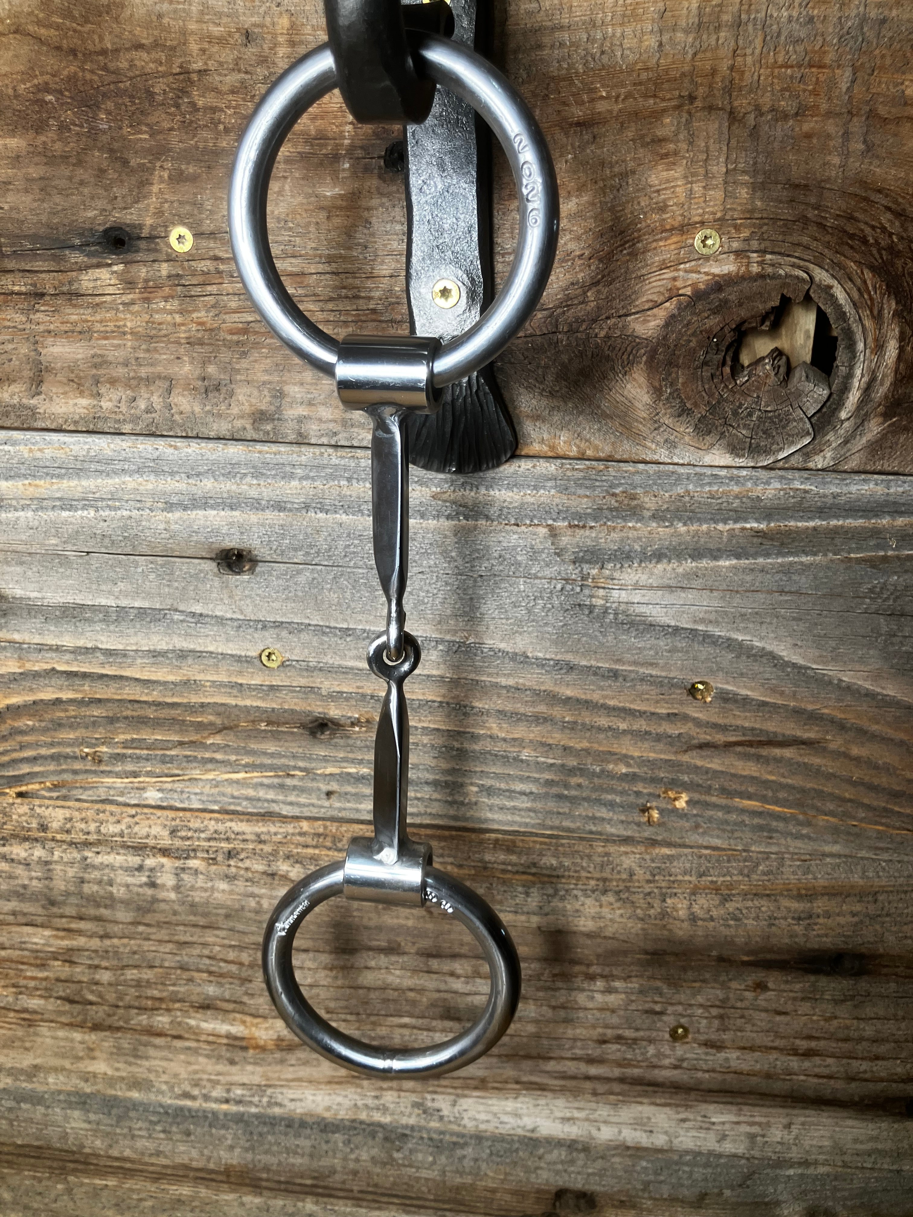 Fishback snaffle