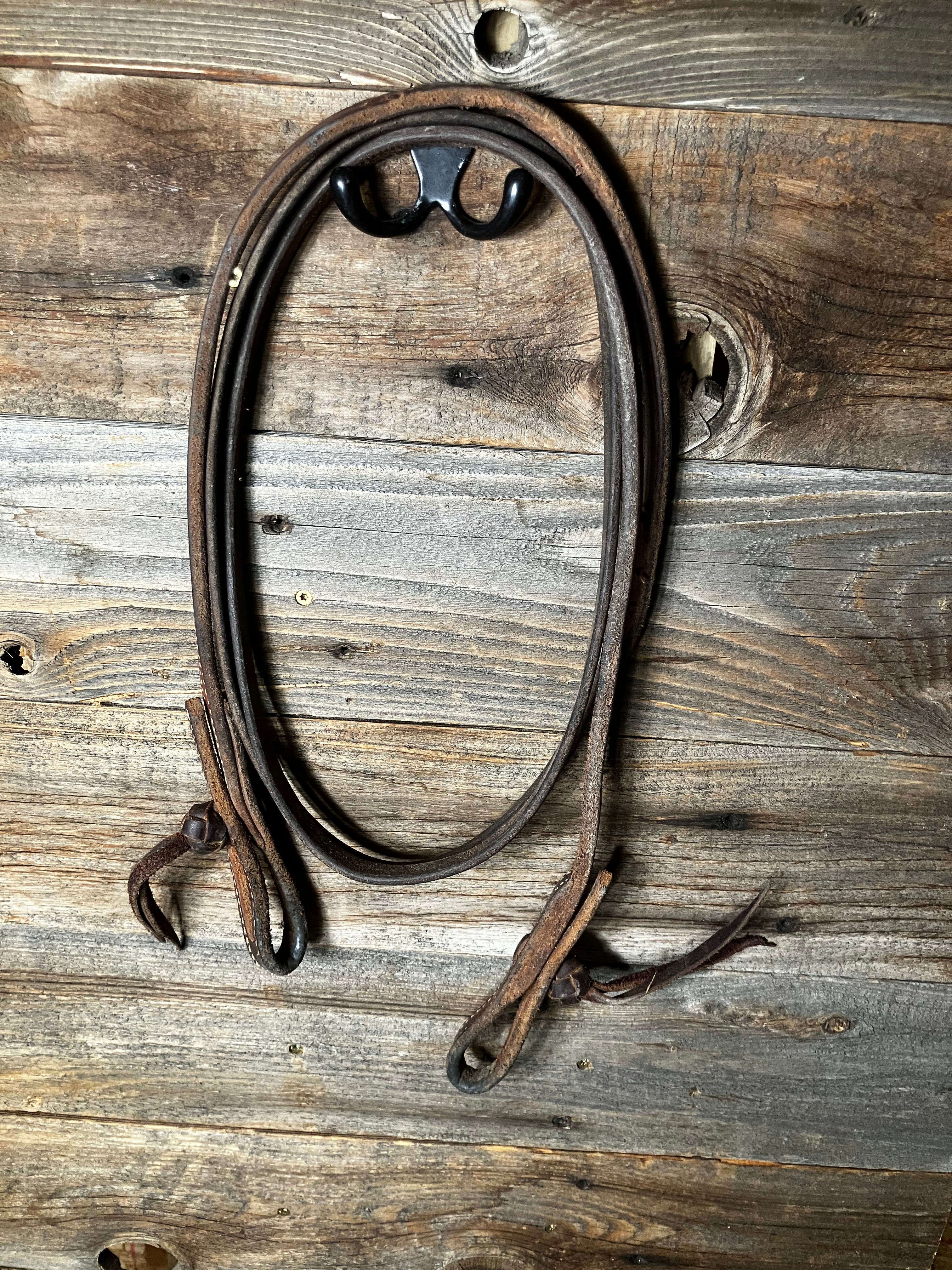 Pineapple knot rope reins