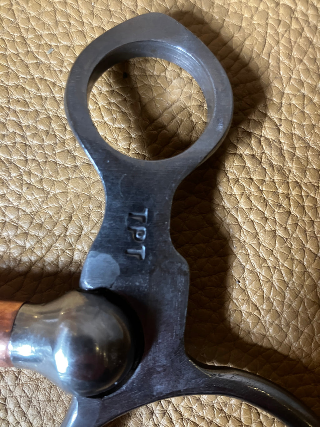 Globe correction bit