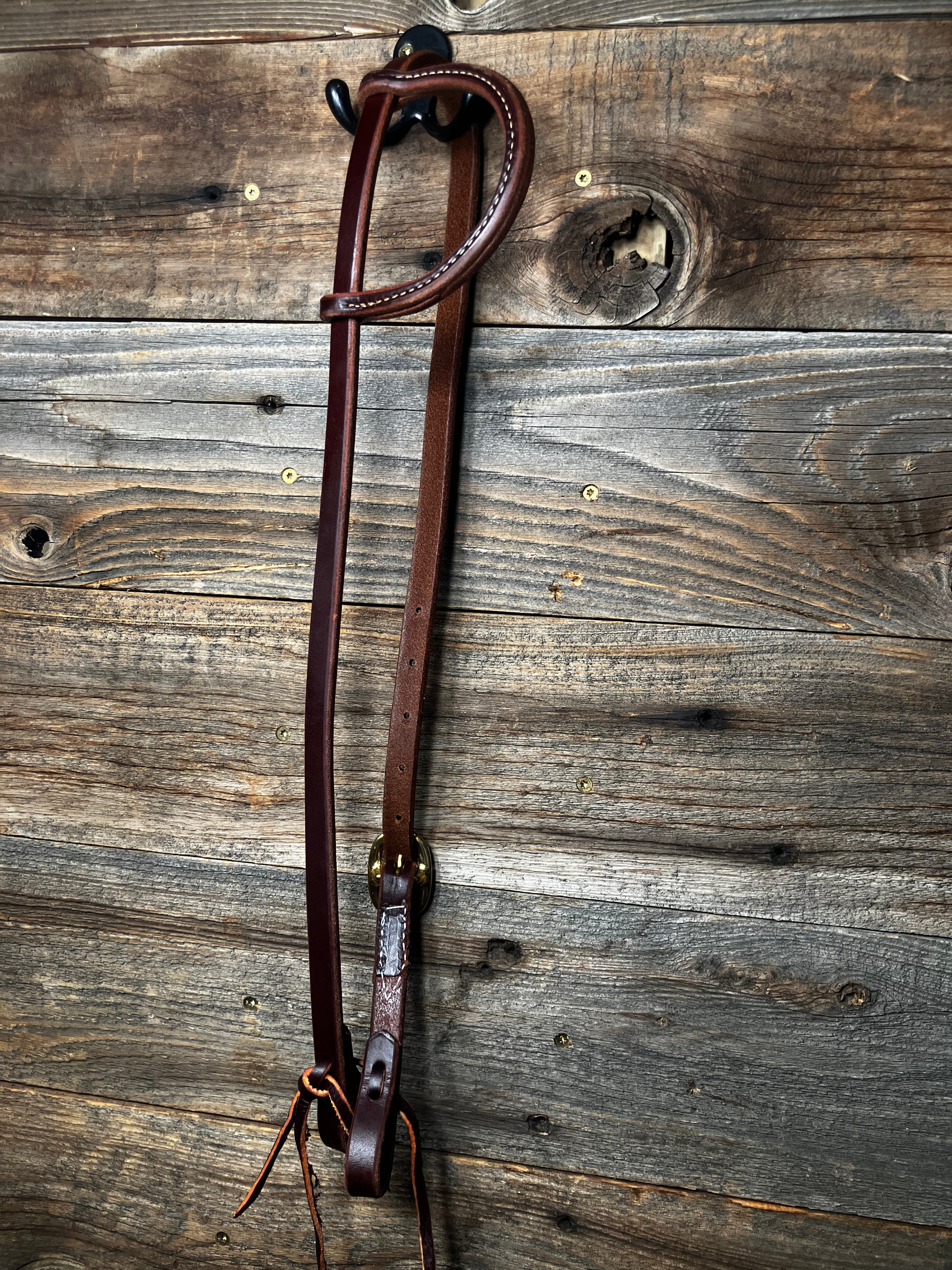 One ear heavy oil headstall
